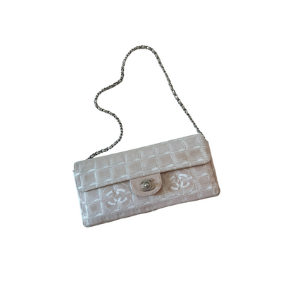 Chanel East West Chocolate Bar Bag – Beige