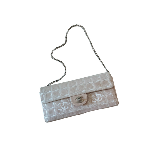Chanel East West Chocolate Bar Bag – Beige
