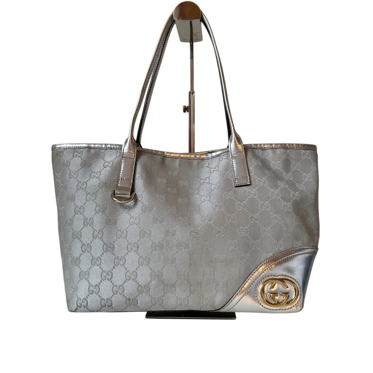 AVAILABLE | Gucci Metallic Canvas Shopper Bag – Silver
