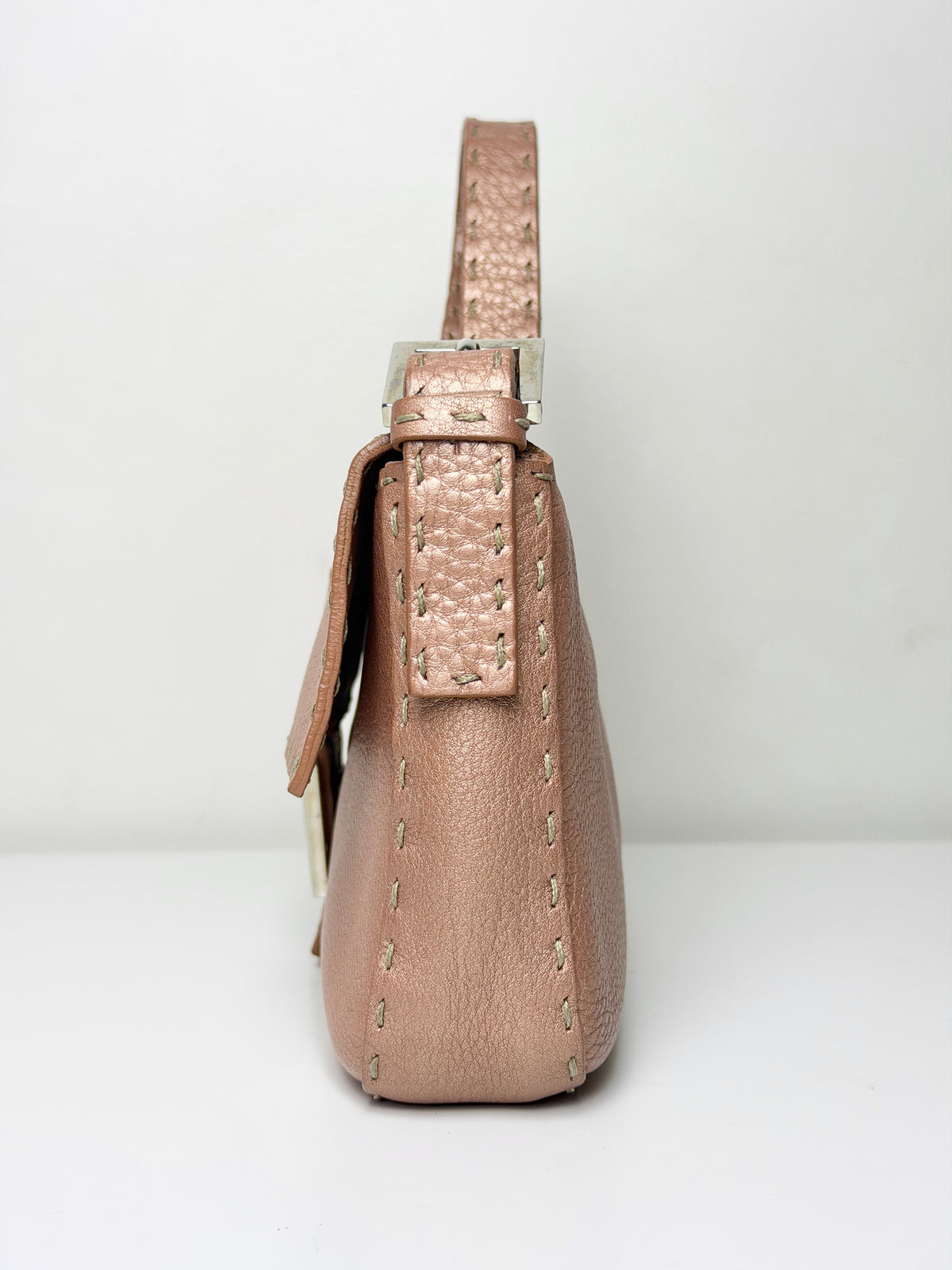 Fendi Baguette Selleria – Pink