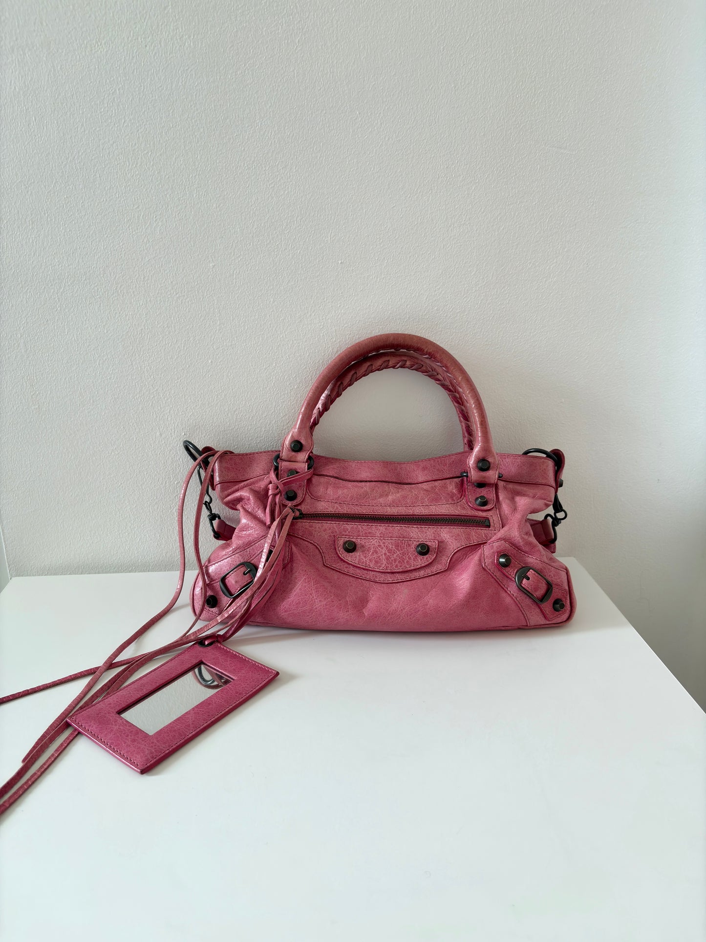 Balenciaga The First – Pink