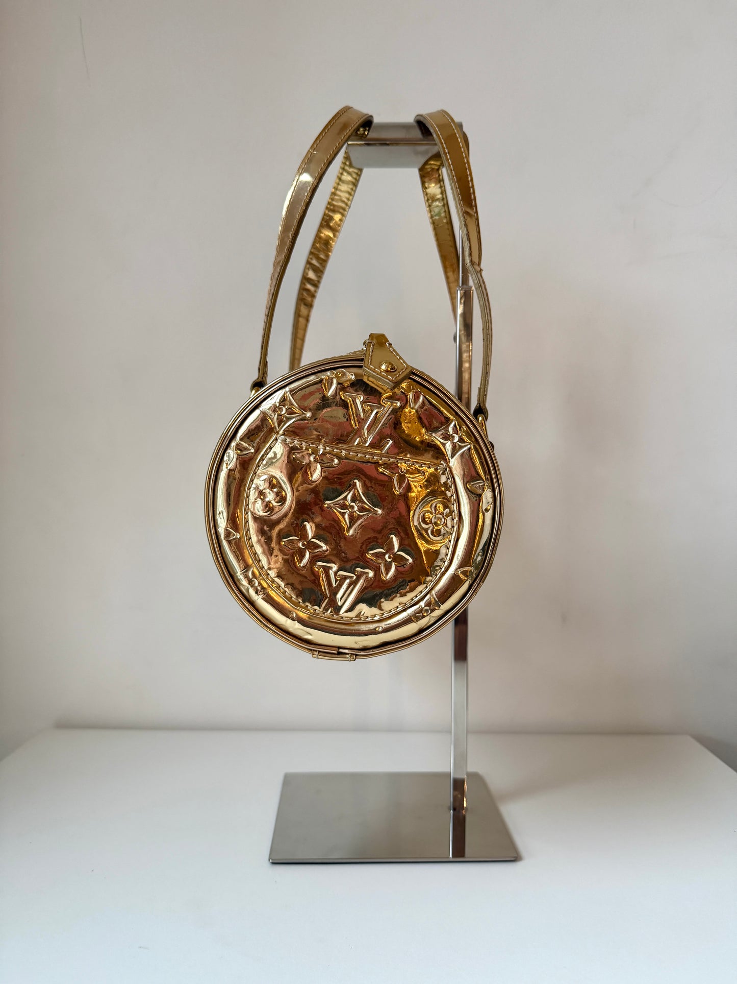 AVAILABLE | Louis Vuitton Limited Edition Monogram Miroir Papillon – Gold