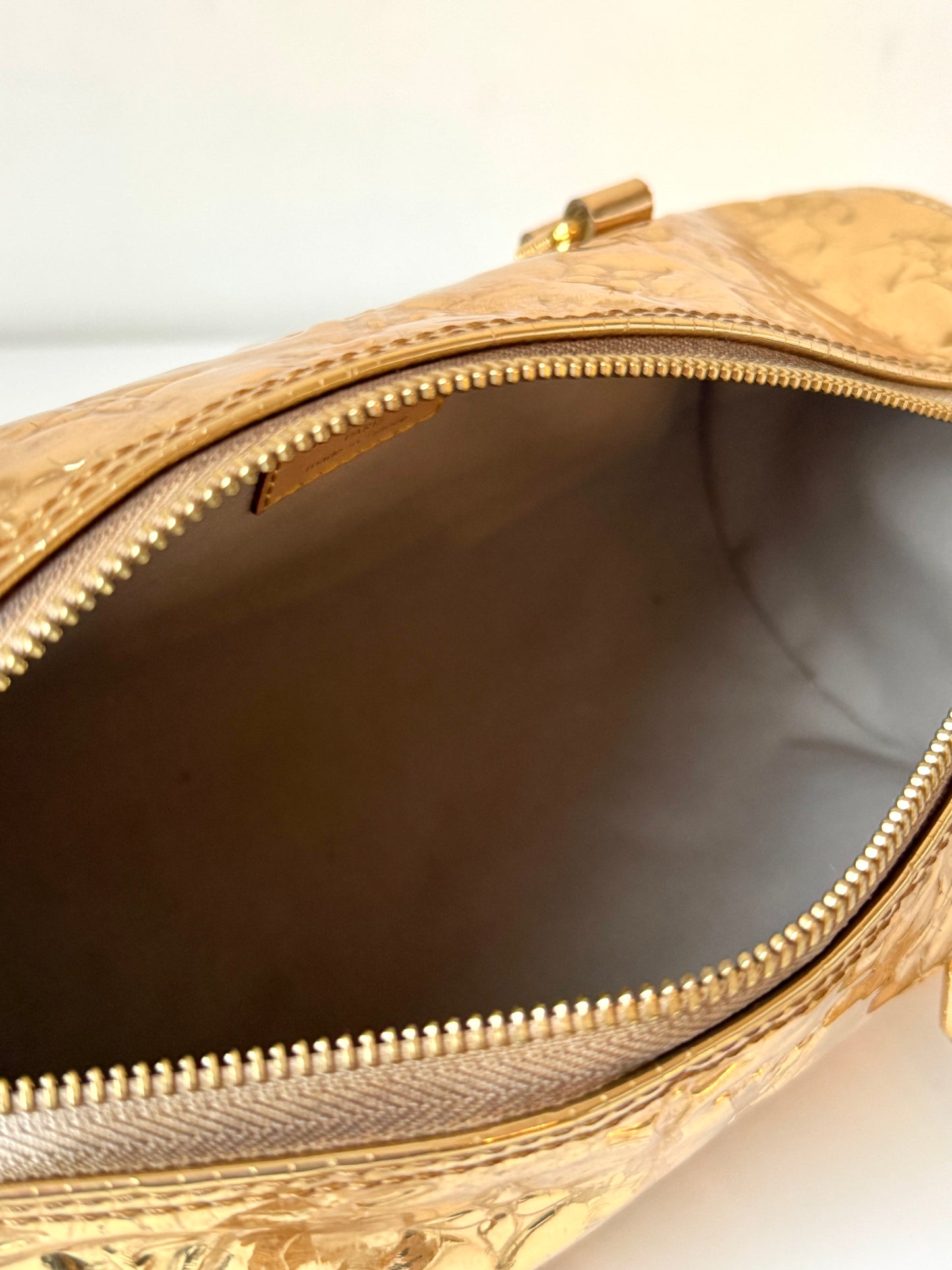 AVAILABLE | Louis Vuitton Limited Edition Monogram Miroir Papillon – Gold